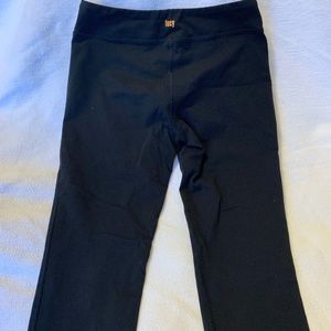 Lucy Capri Black workout pants